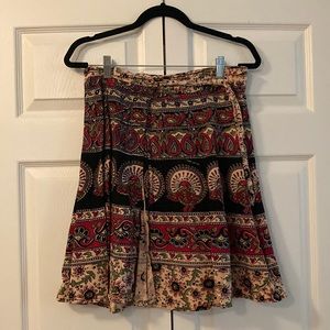 True Vintage Apron Wrap-style Patterned Skirt